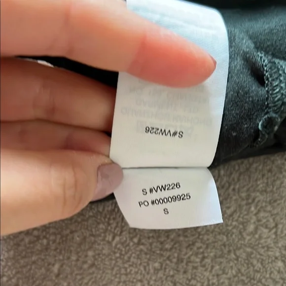 Vuori Halo Essential Green Hoodie - Picture 10 of 12